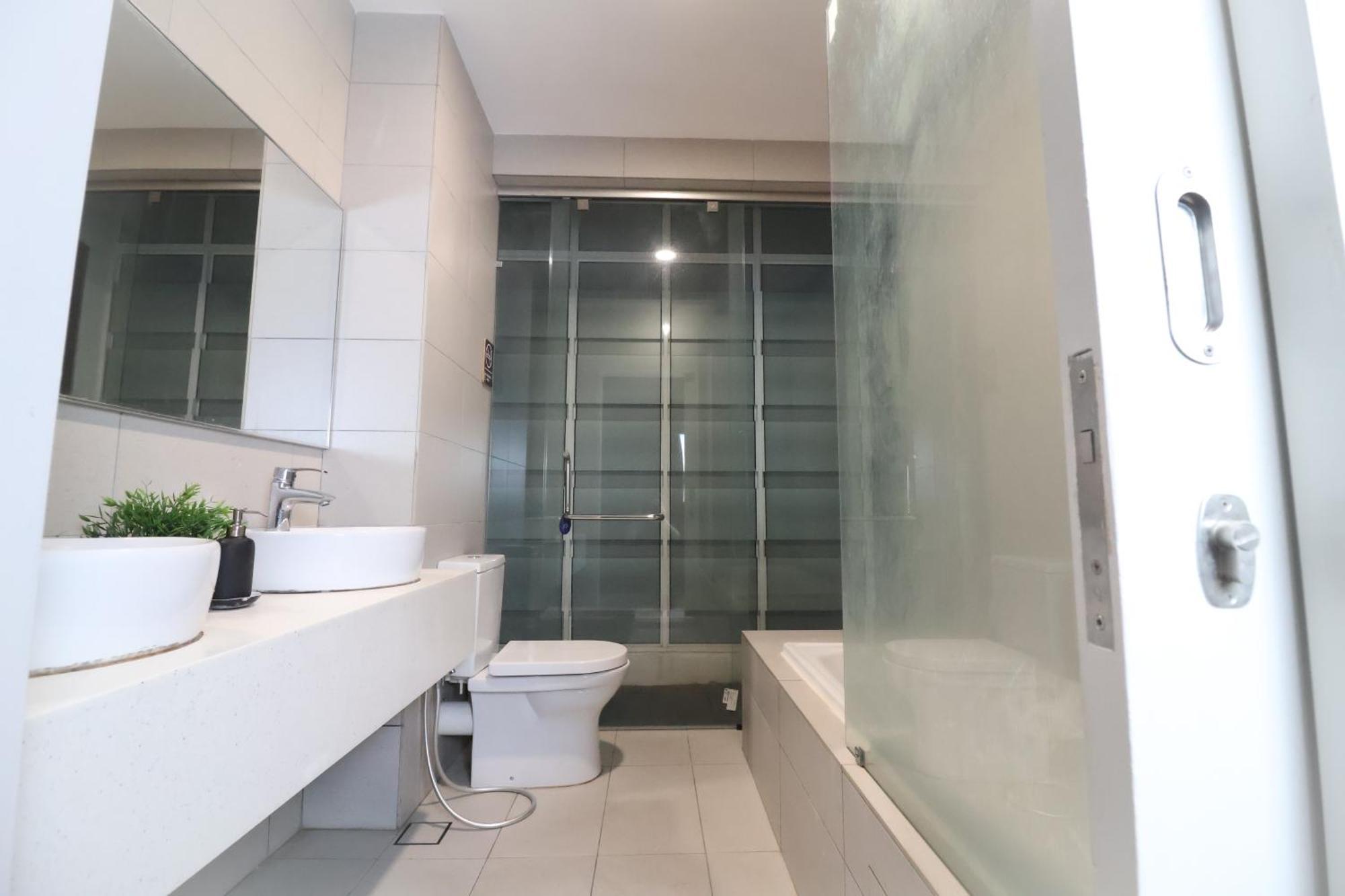 Luxury 2-Storey Terrace House Near Ioi City Mall Putrajaya Exteriör bild
